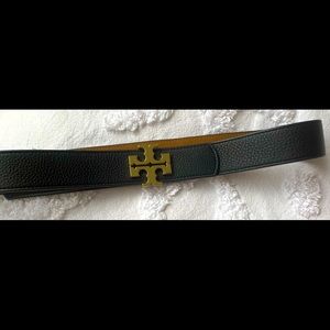 Black and Tan reversible Tory Burch belt